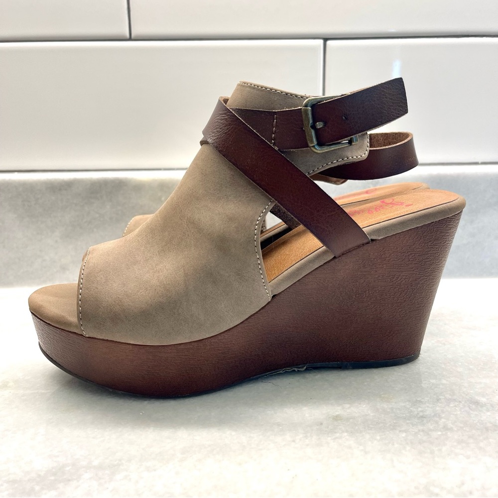 Jelly pop platform wedge open toe sandal